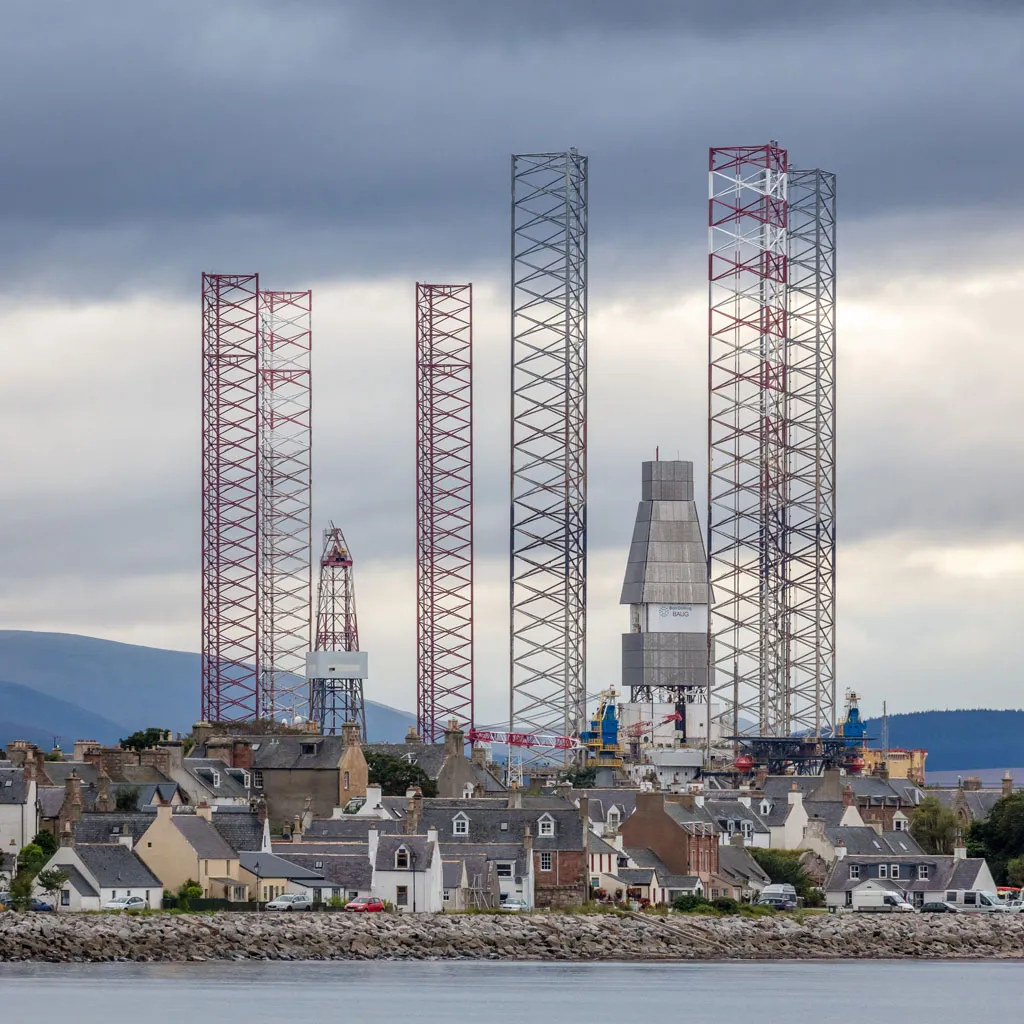 oil rig in scotland