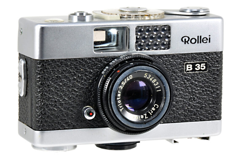 Classic film camera: the OG Rollei B 35