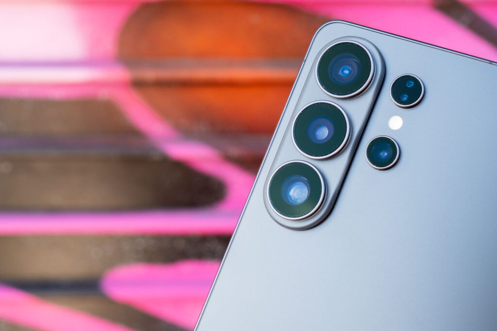 I test phones for a living – These are the best camera phones in the world right now