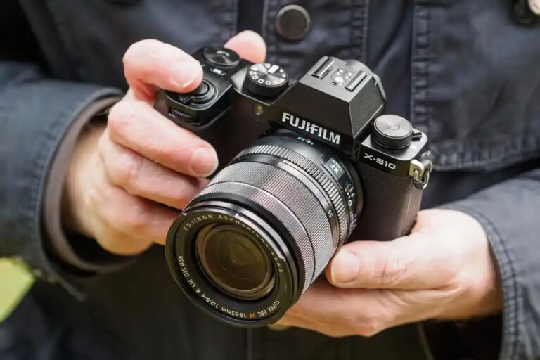 Fujifilm X-S10 review – still worth buying in 2025?