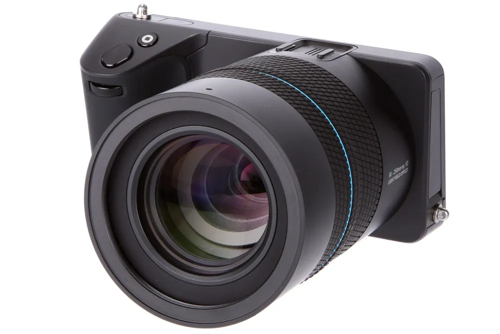 Lytro Illum - with large lens, AP