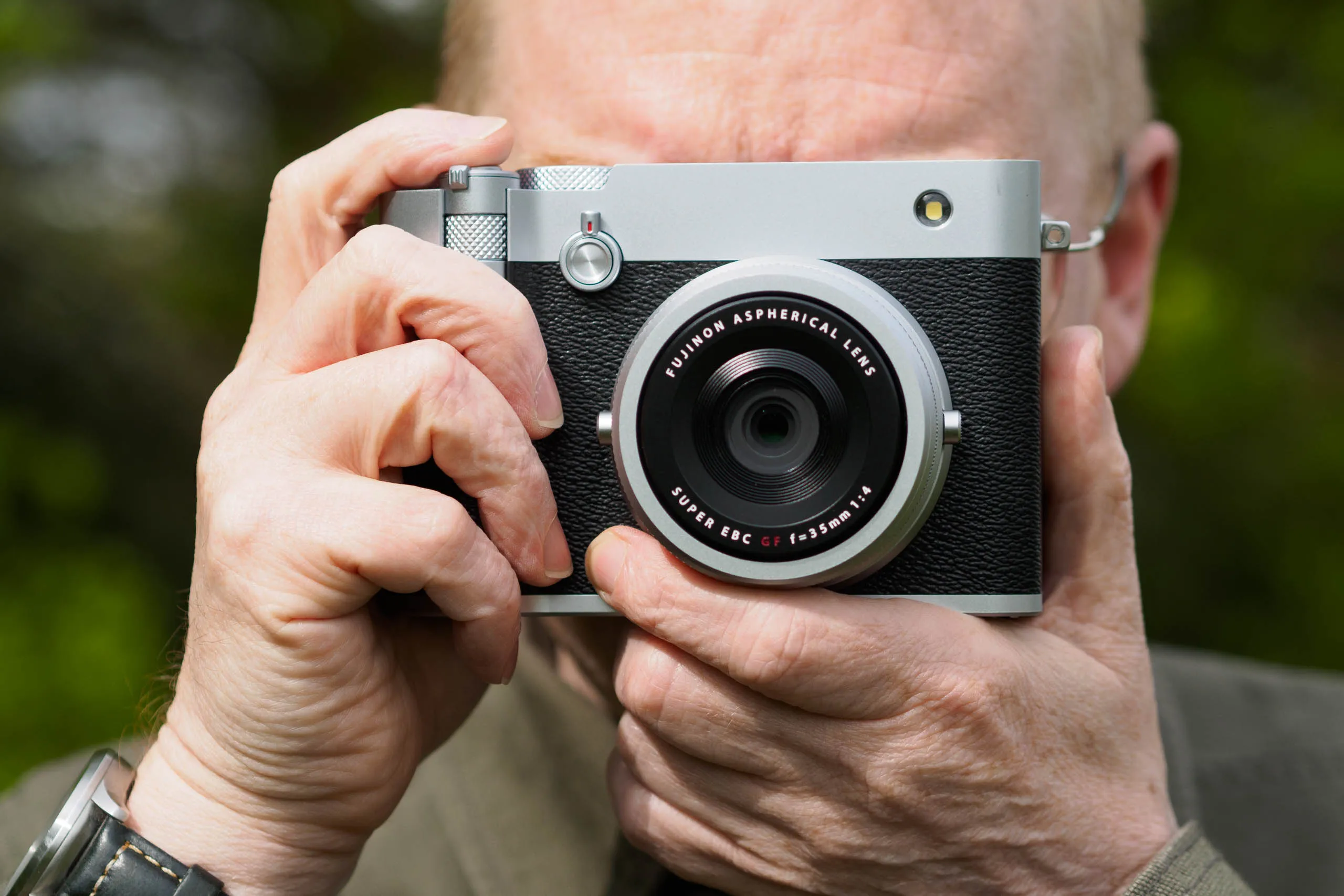 Fujifilm GFX100RF in use