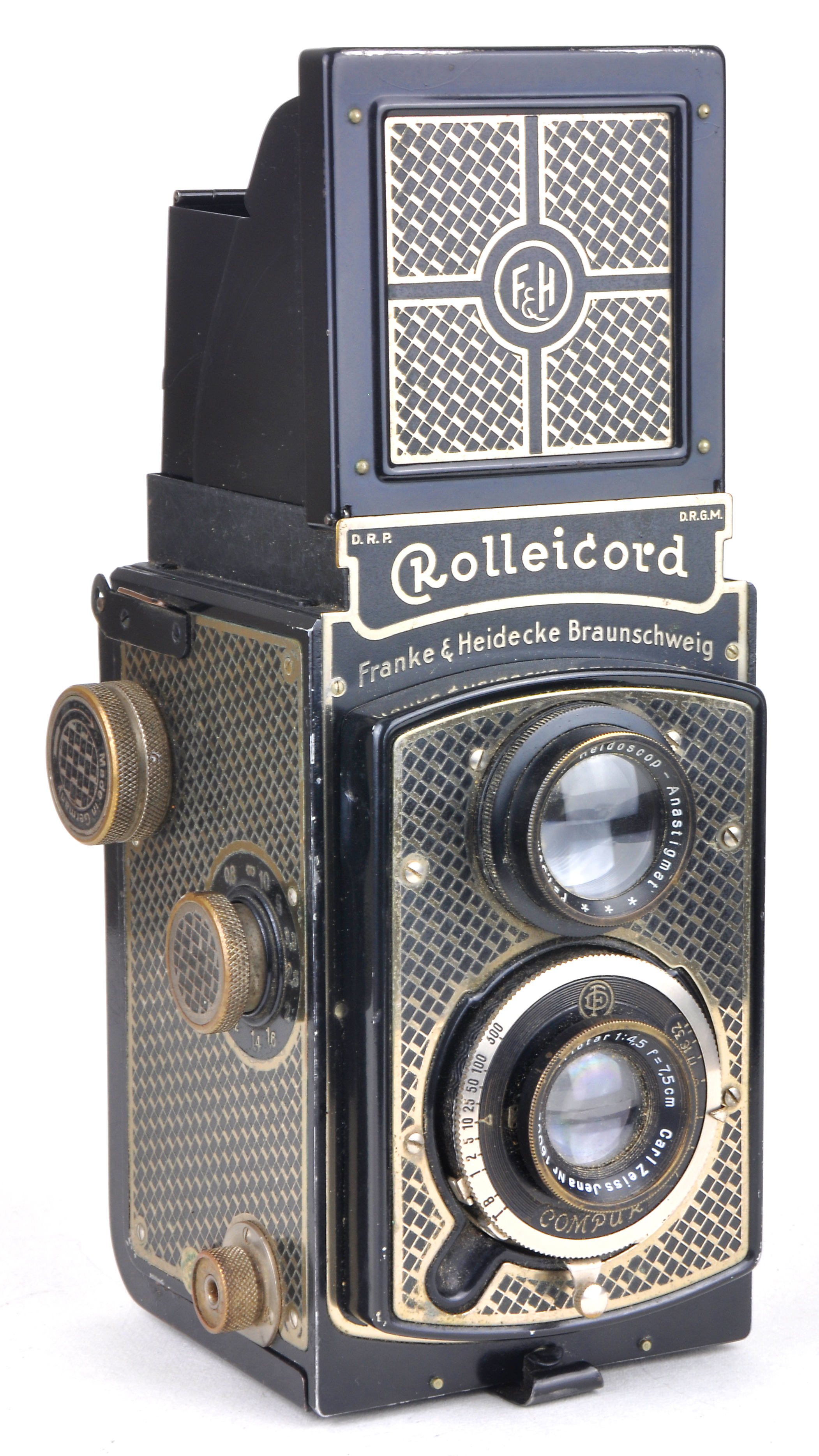 The first Rolliecord with its nickel-plated Art Deco body design