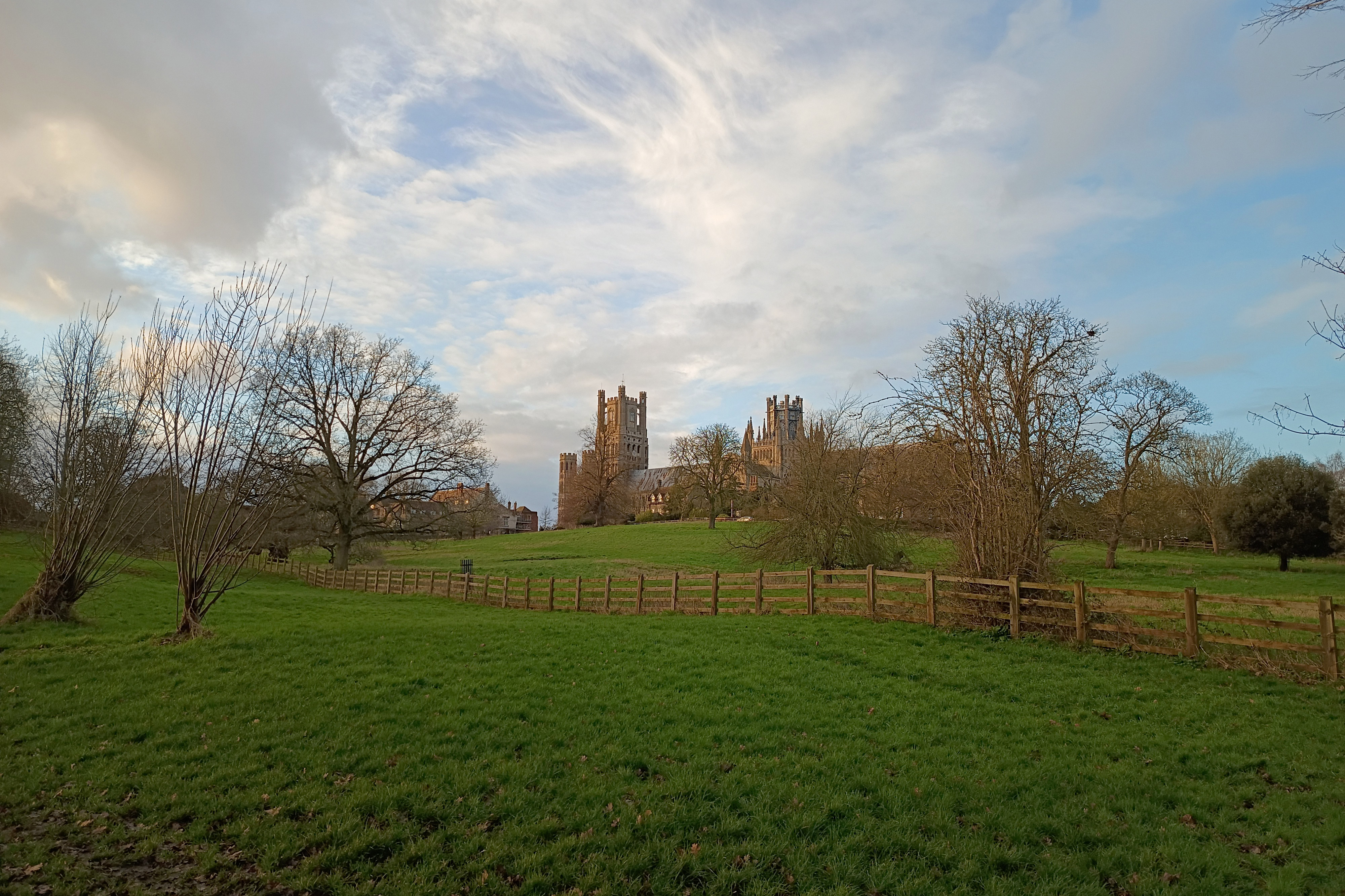 Moto G77 1x wideangle main lens. Image credit: Alíz Kovács-Zöldi