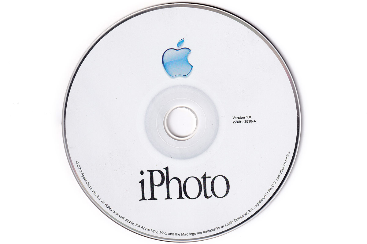 Apple iPhone CD (image: Internet Archive)