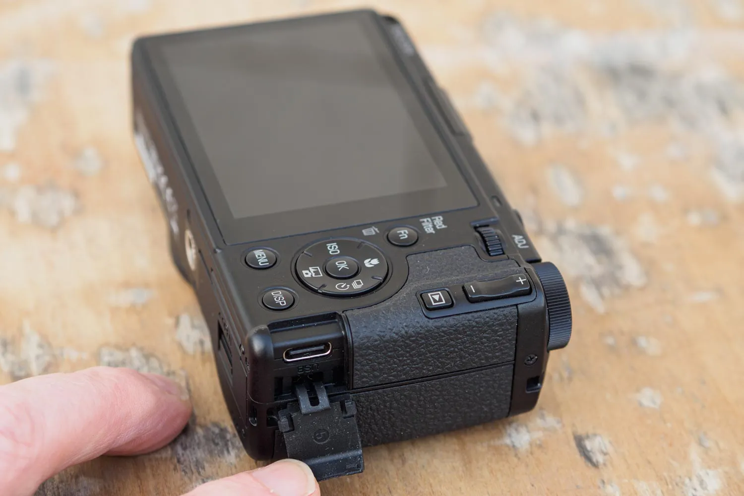 Ricoh GR IV Monochrome USB-C port.